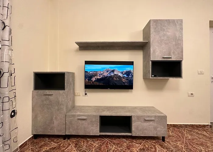 Mandi Apartament