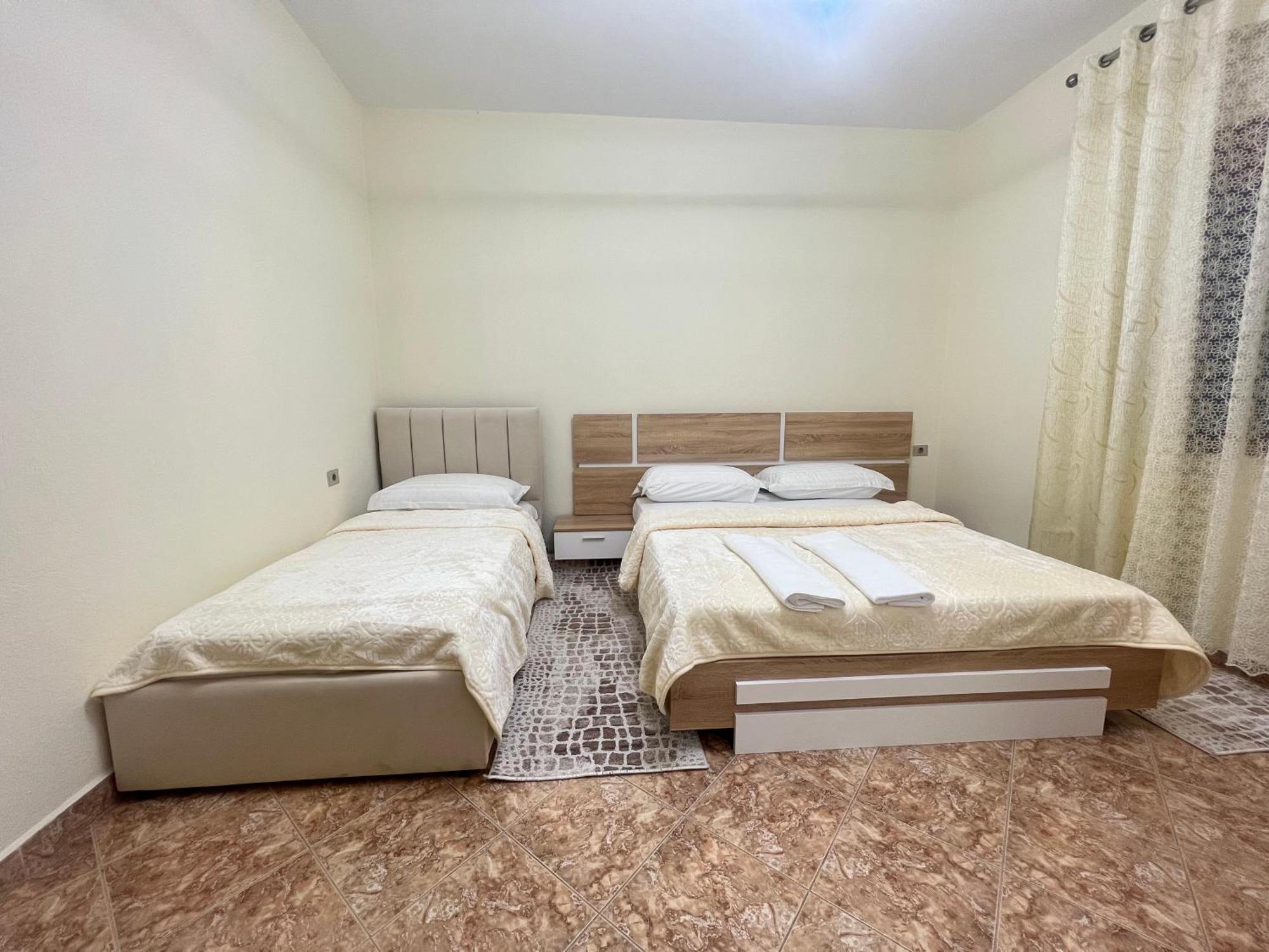 Mandi Tirana